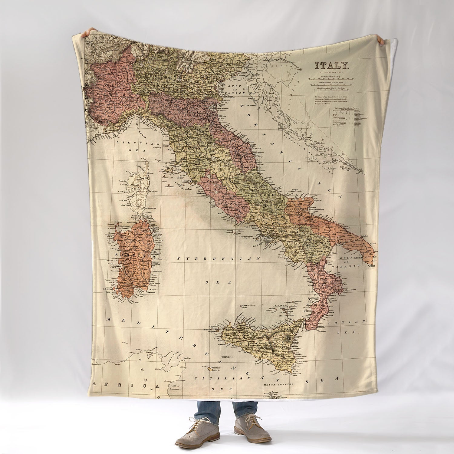 Italy vintage map blanket